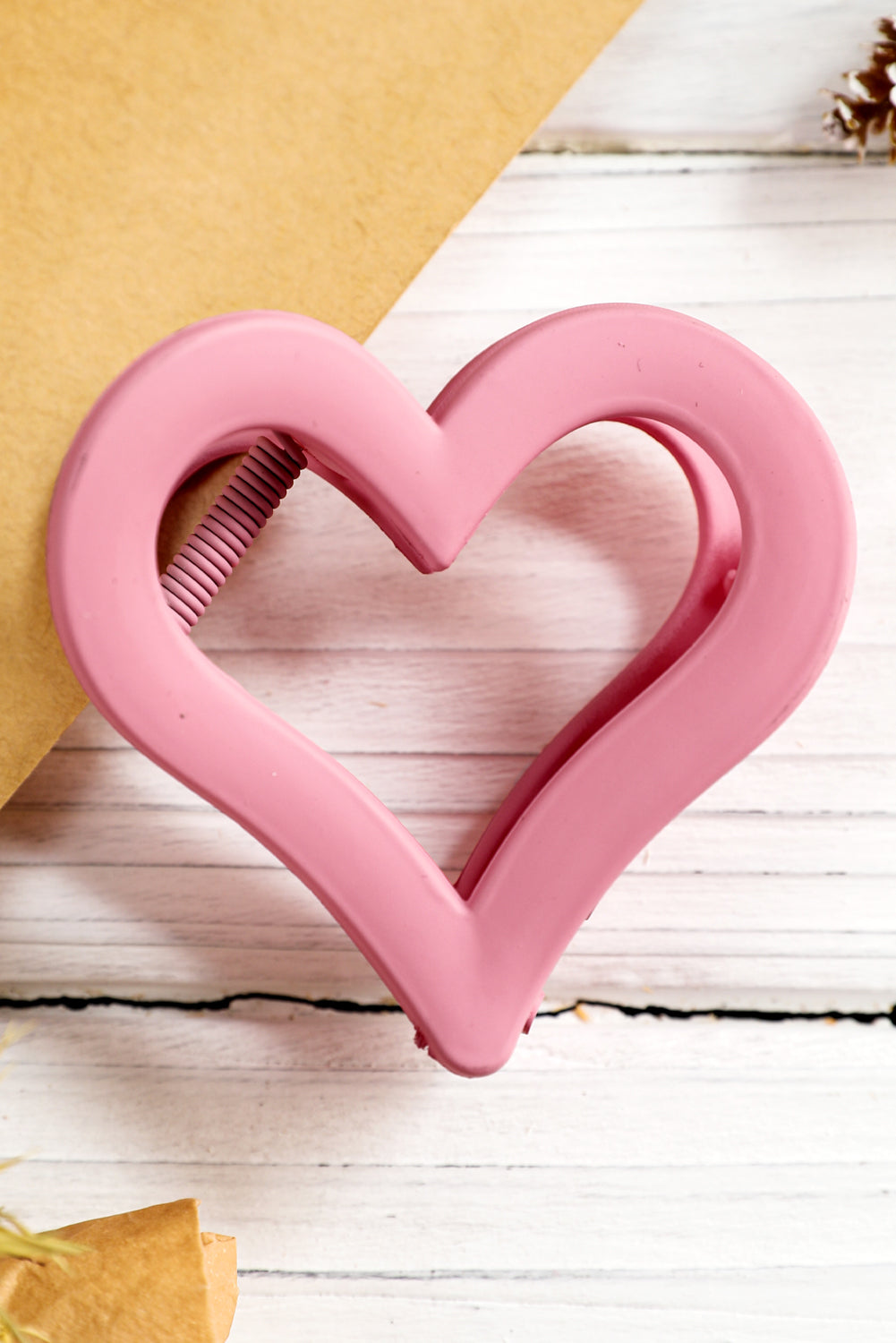 Light Pink Simple Frosted Heart Shaped Hair Claw Clip