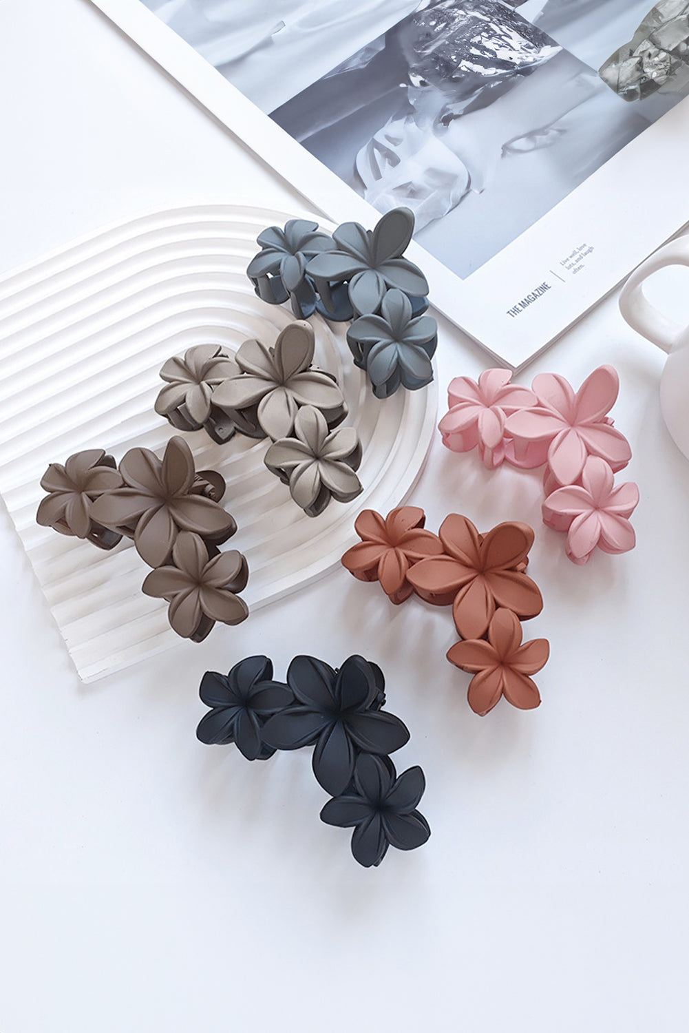 Parchment 3D Flower Plastic Resin Hair Claw